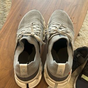 Heavily worn mens on cloud sneakers. Size 10.5